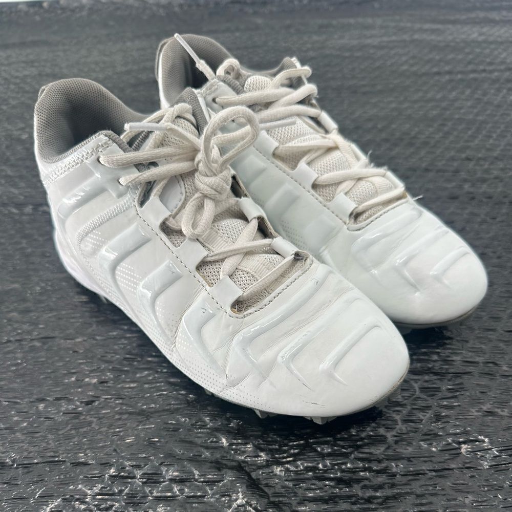 BOYS FOOTBALL CLEATS